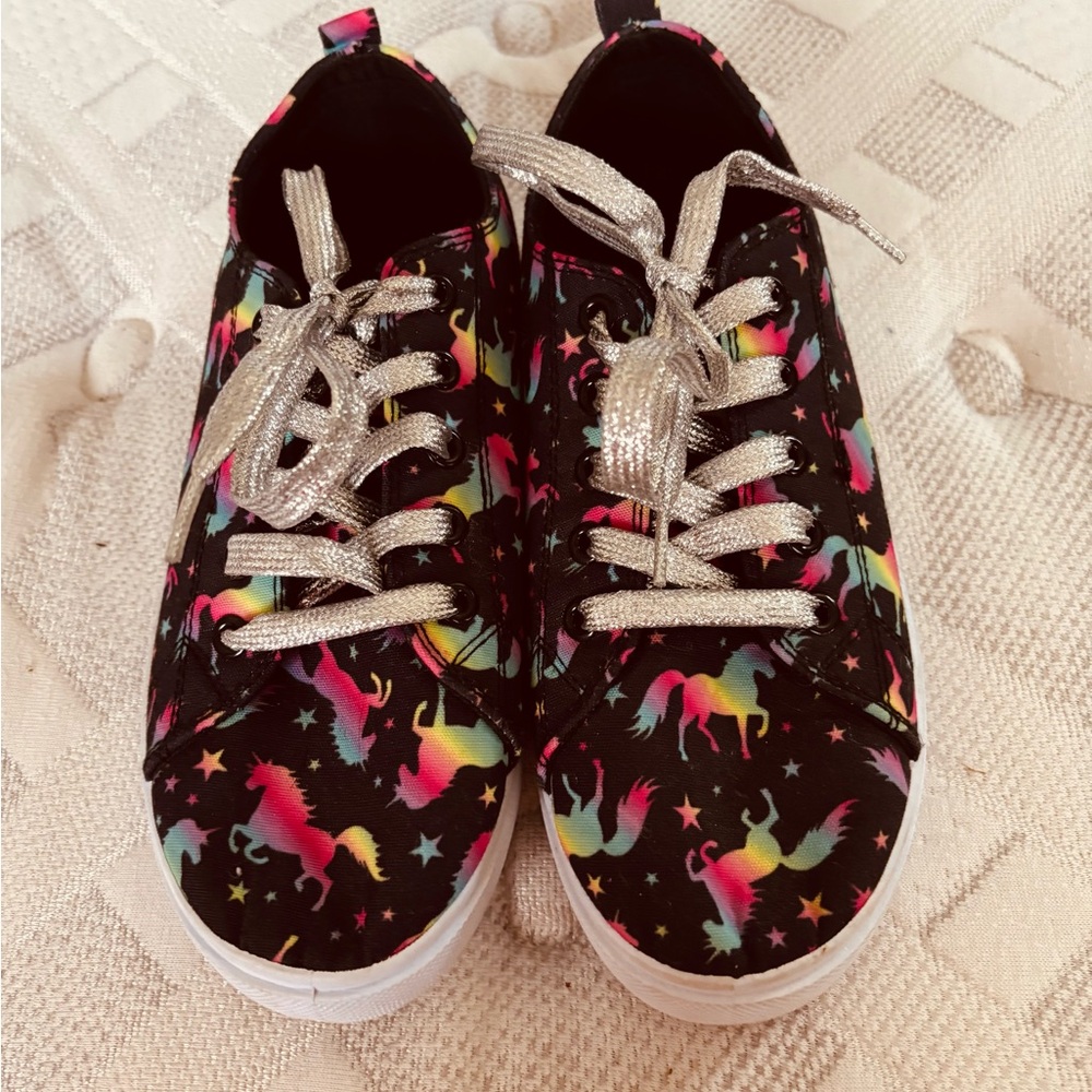 Fabkids Black Unicorn Sneakers with Silver Laces